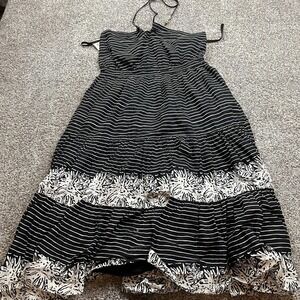 GAP Dress Womens 14 Black White Stripe Floral Maxi‎ Crinkle Sundress Summer